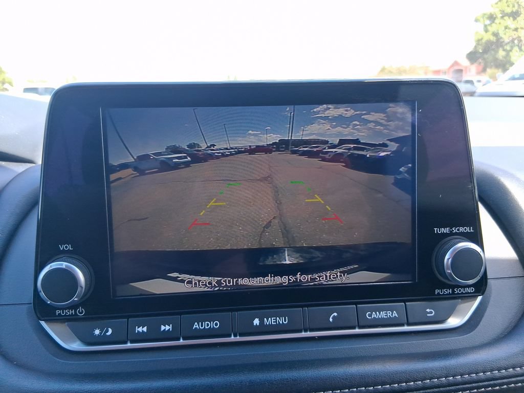 Used 2024 Nissan Rogue SV AWD/4WD image 19