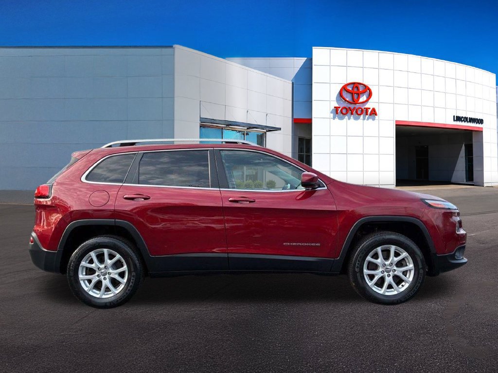 Used 2016 Jeep Cherokee Latitude w/ Safety/Convenience Group AWD/4WD image 8