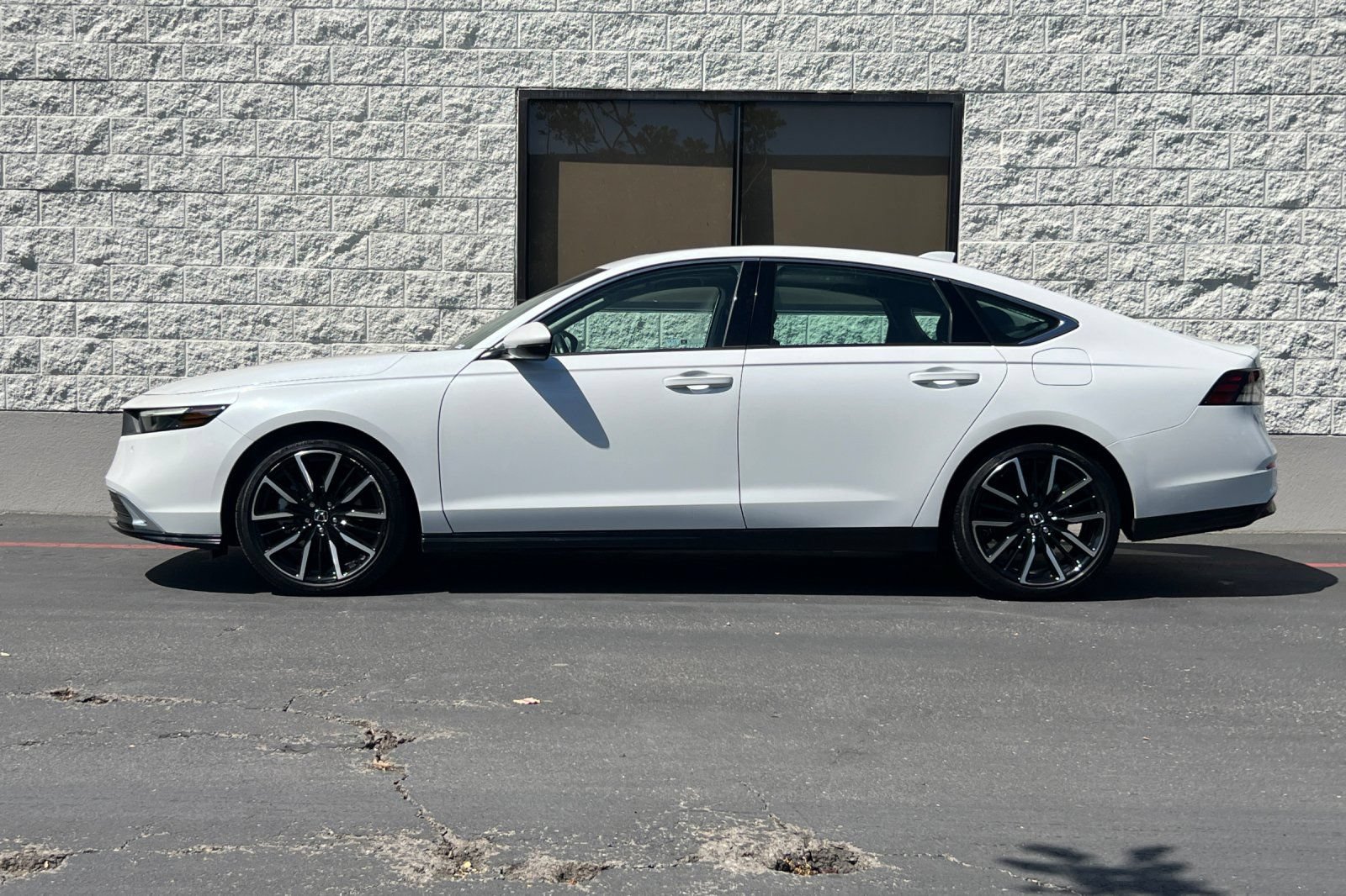 Certified 2023 Honda Accord Touring image 6