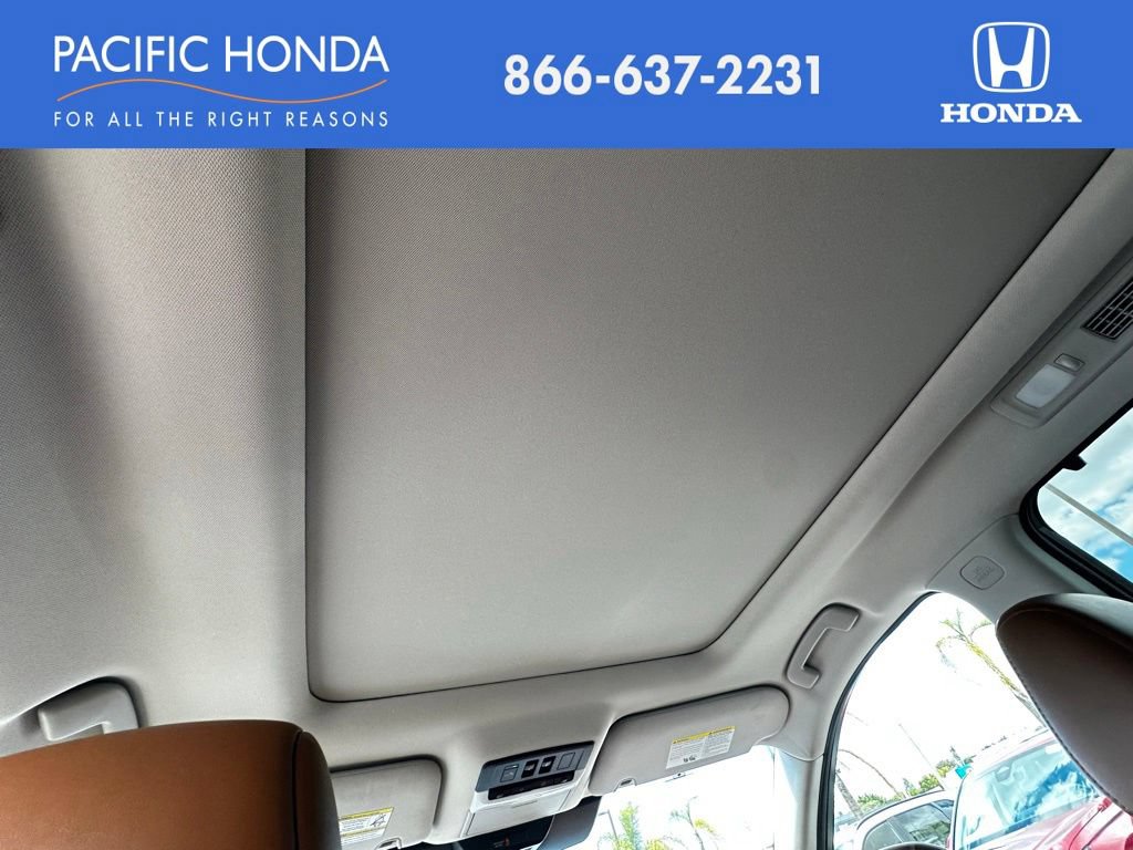 Used 2023 Nissan Pathfinder Platinum FWD image 19
