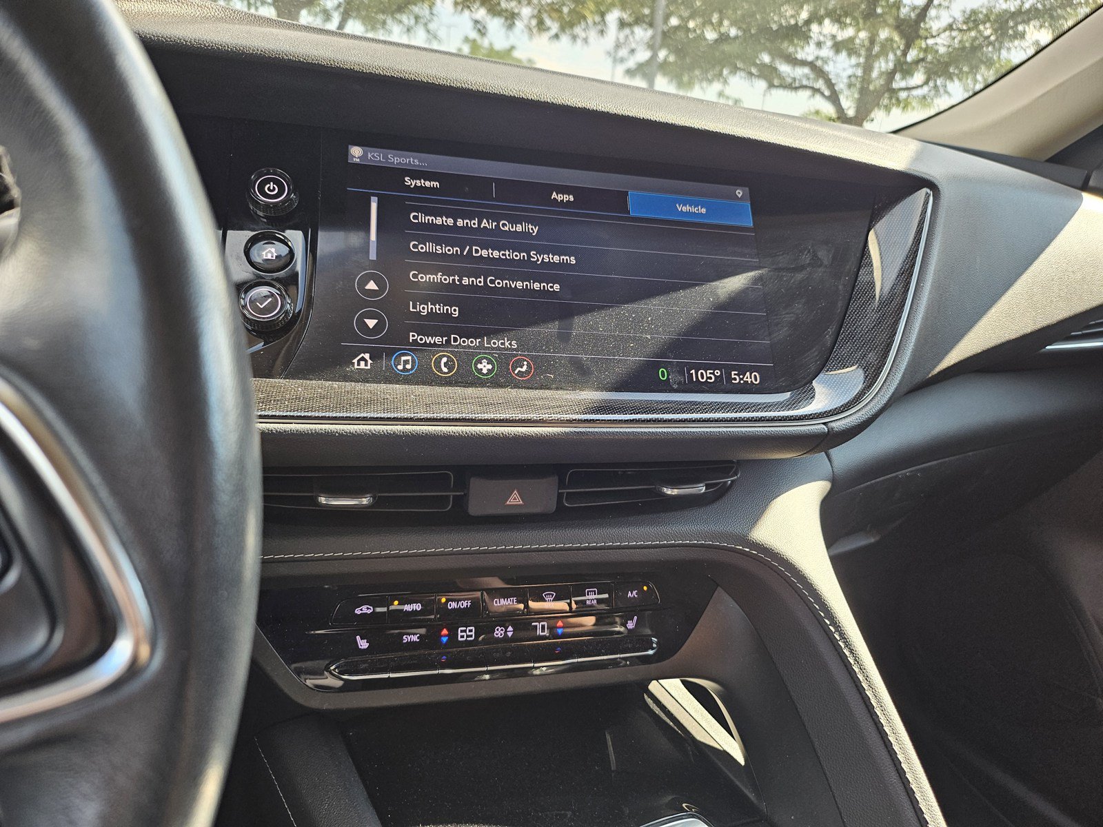 Used 2021 Buick Envision Preferred AWD/4WD image 13
