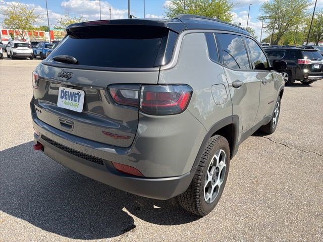 Used 2022 Jeep Compass Trailhawk w/ Trailhawk Elite Group AWD/4WD image 5