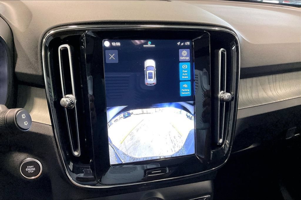 Certified 2024 Volvo XC40 B5 Core AWD/4WD image 15