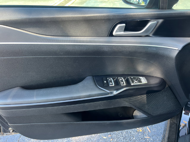 Used 2023 Kia K5 LXS FWD image 11