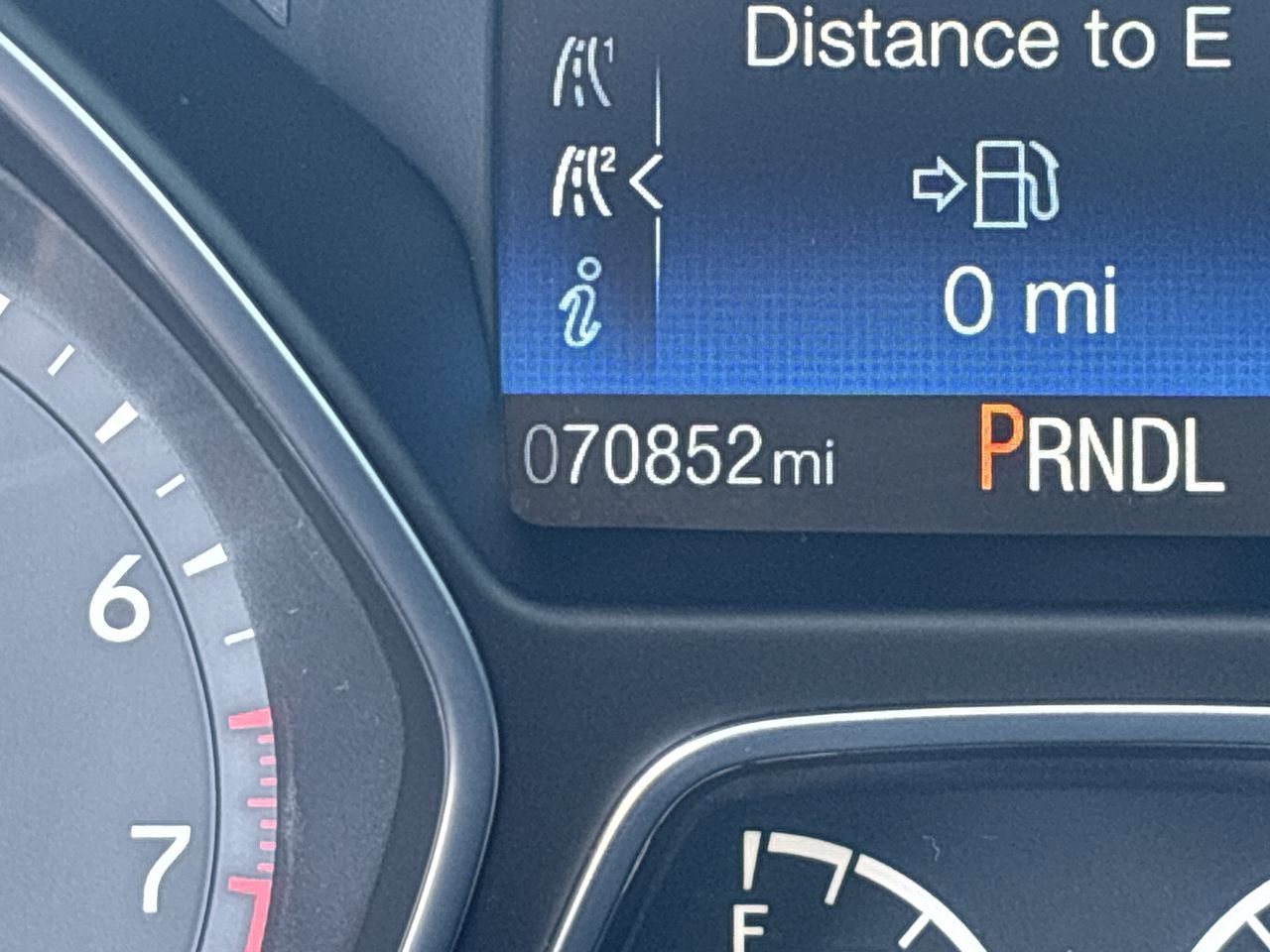 Used 2018 Ford Focus SE image 29