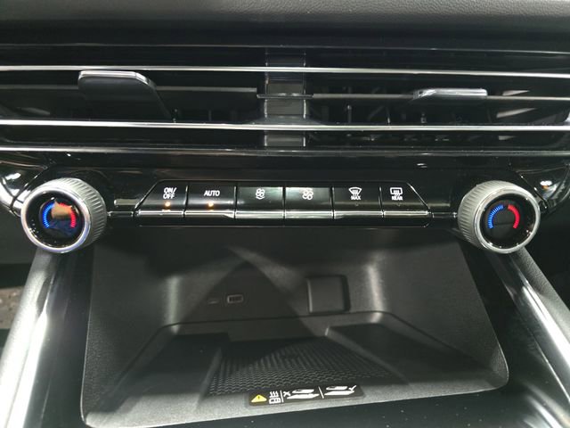 New 2026 Chevrolet Traverse RS w/ LPO, Floor Liner Package image 25