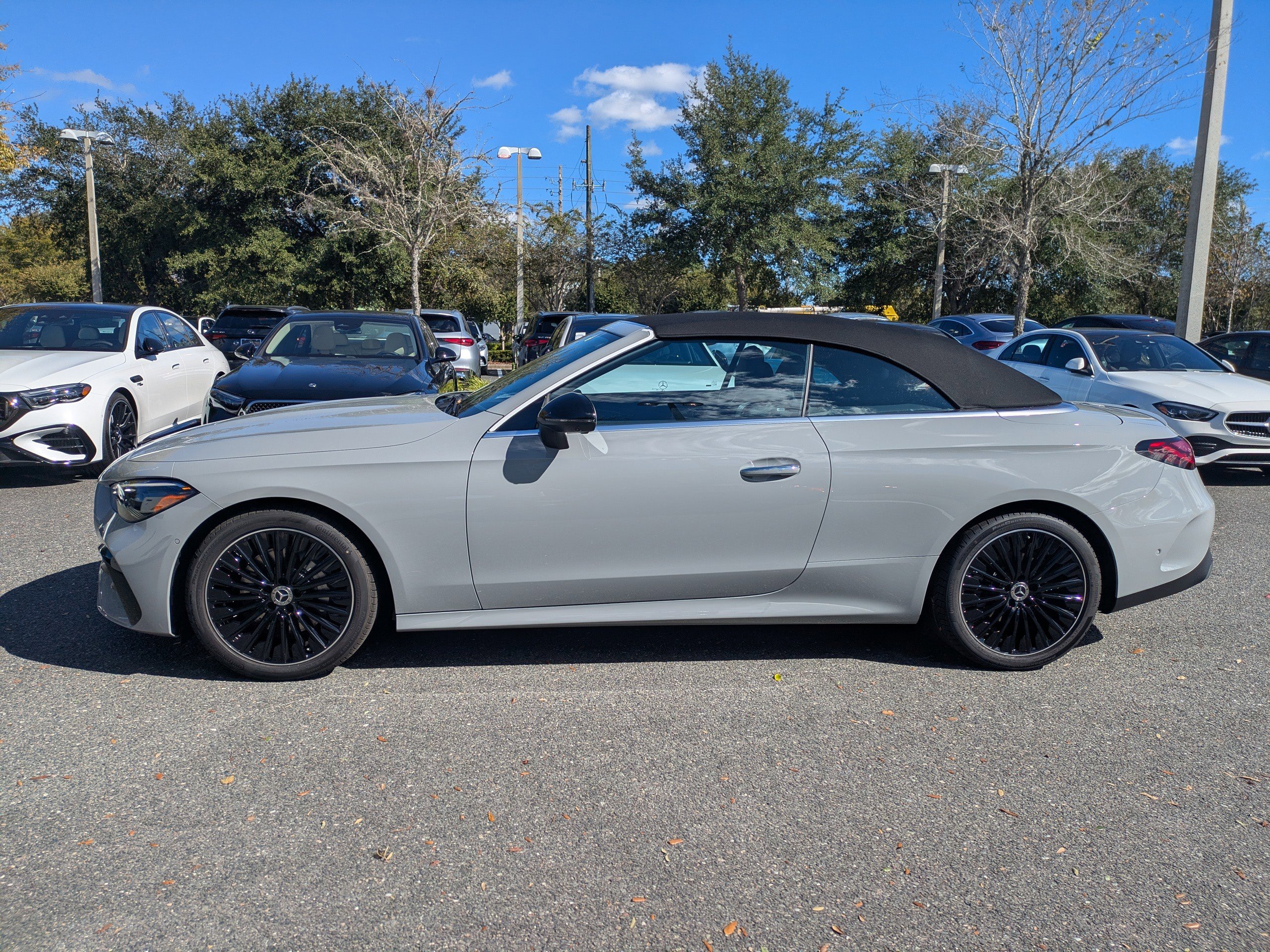 New 2026 Mercedes-Benz CLE 300 4MATIC Cabriolet image 9