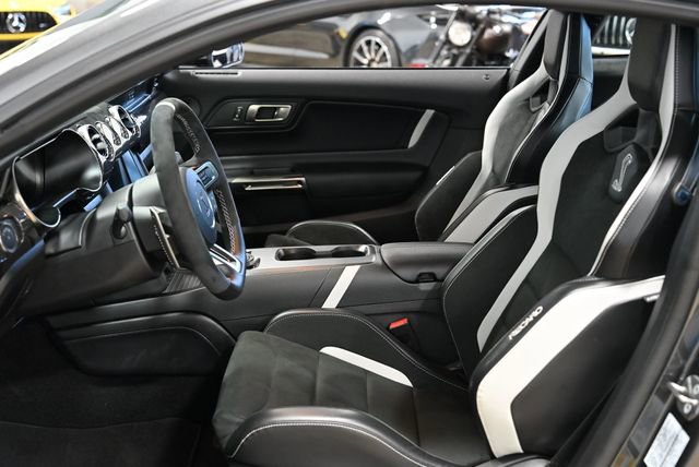 Used 2020 Ford Mustang Shelby GT500 w/ Carbon Fibre Track Pack image 23