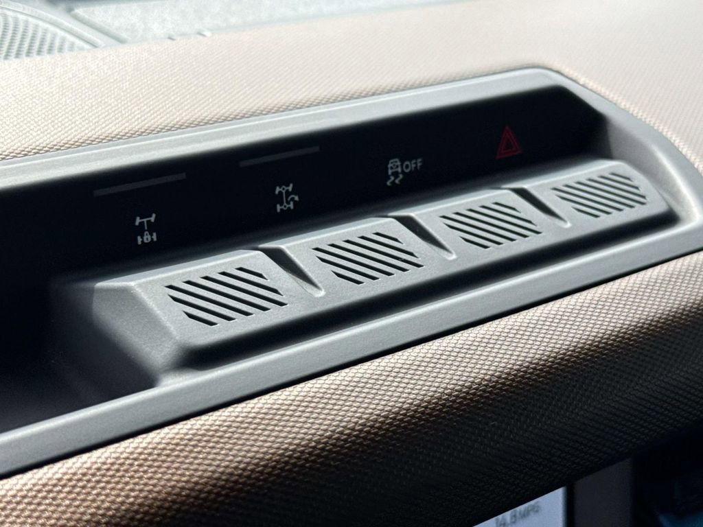 Used 2023 Ford Bronco Outer Banks image 32