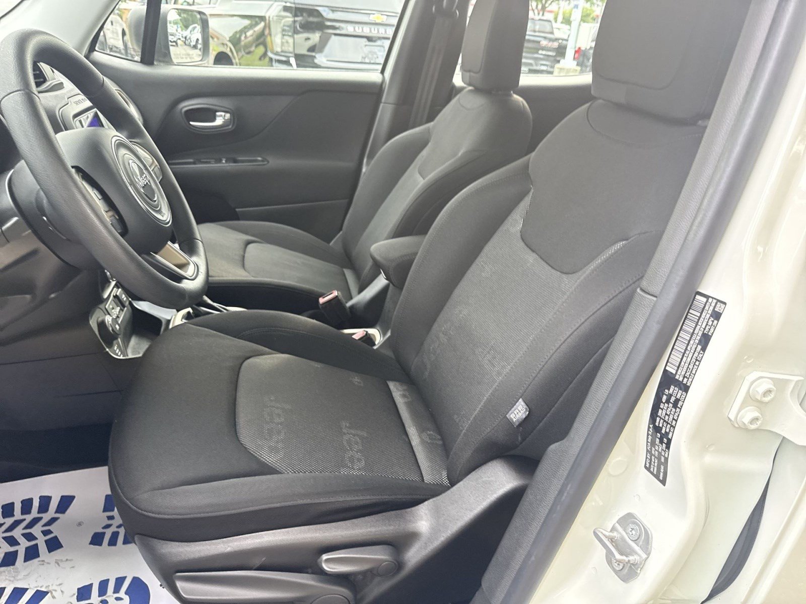 Used 2015 Jeep Renegade Sport w/ Power & Air Group AWD/4WD image 13