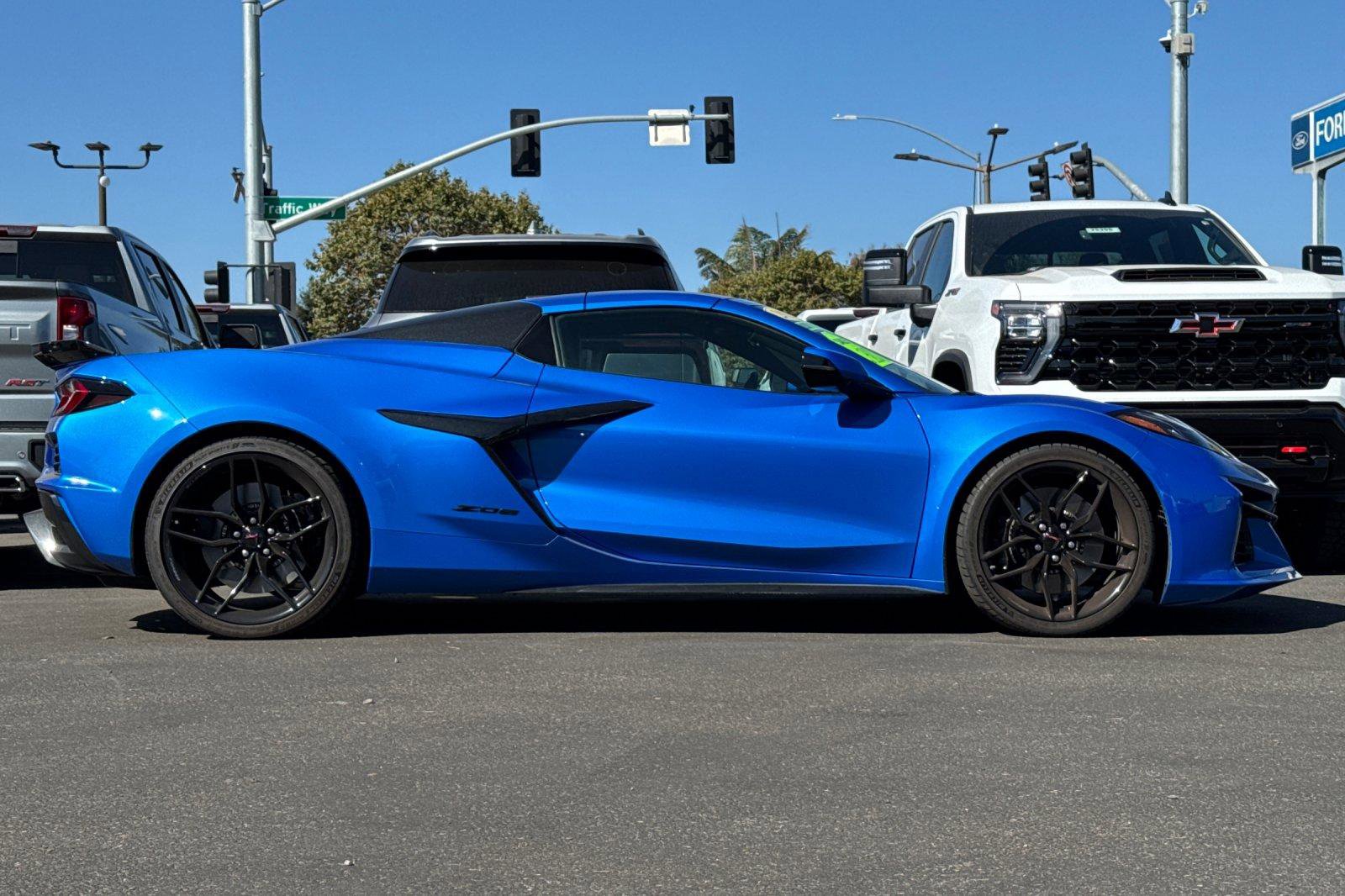 Used 2025 Chevrolet Corvette Z06 w/ Stealth Interior Trim Package image 3