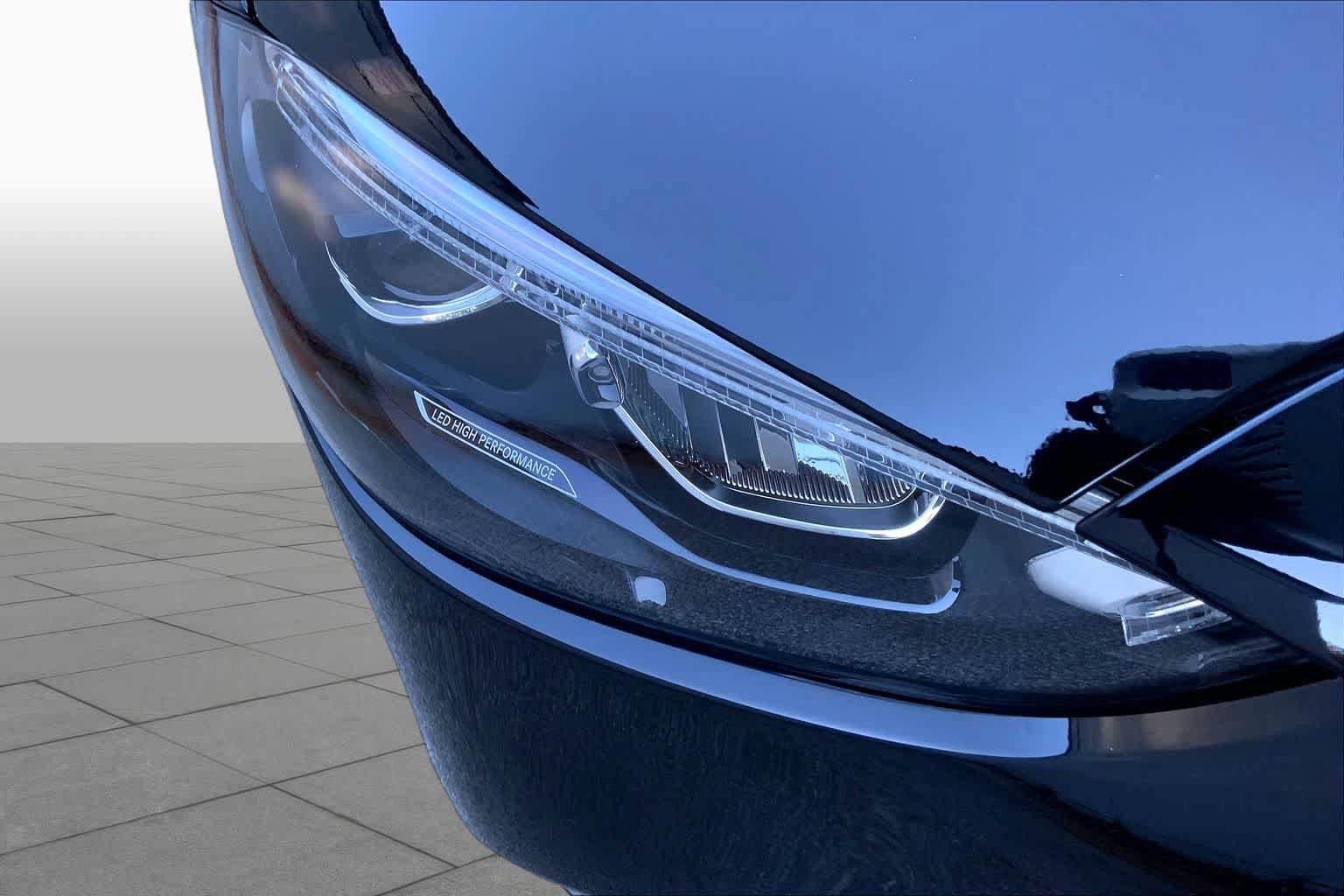 New 2025 Mercedes-Benz C 300 4MATIC Sedan image 15