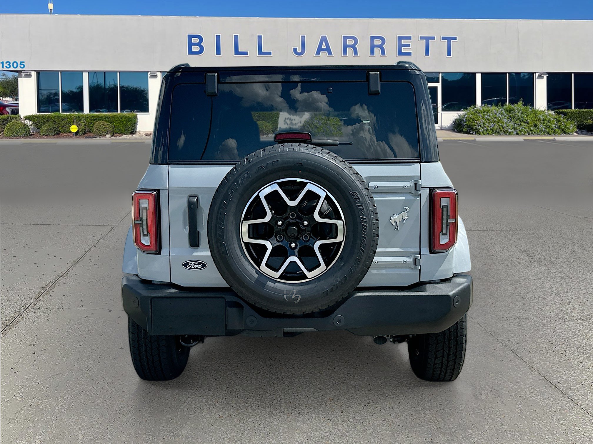 New 2026 Ford Bronco Outer Banks AWD/4WD image 5