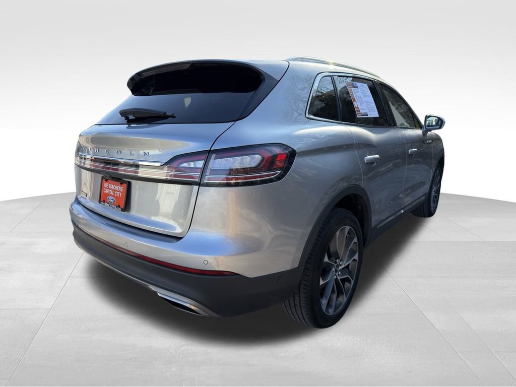 Used 2022 Lincoln Nautilus Reserve image 6