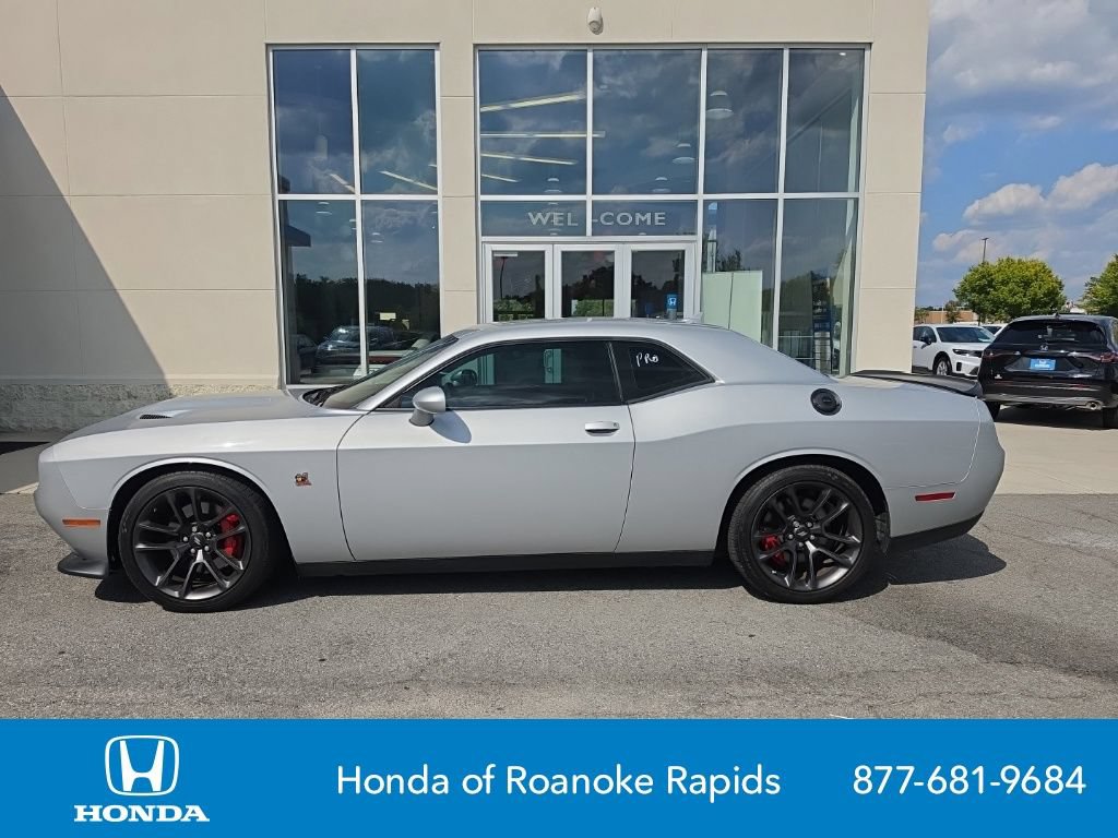 Used 2021 Dodge Challenger R/T Scat Pack RWD image 2