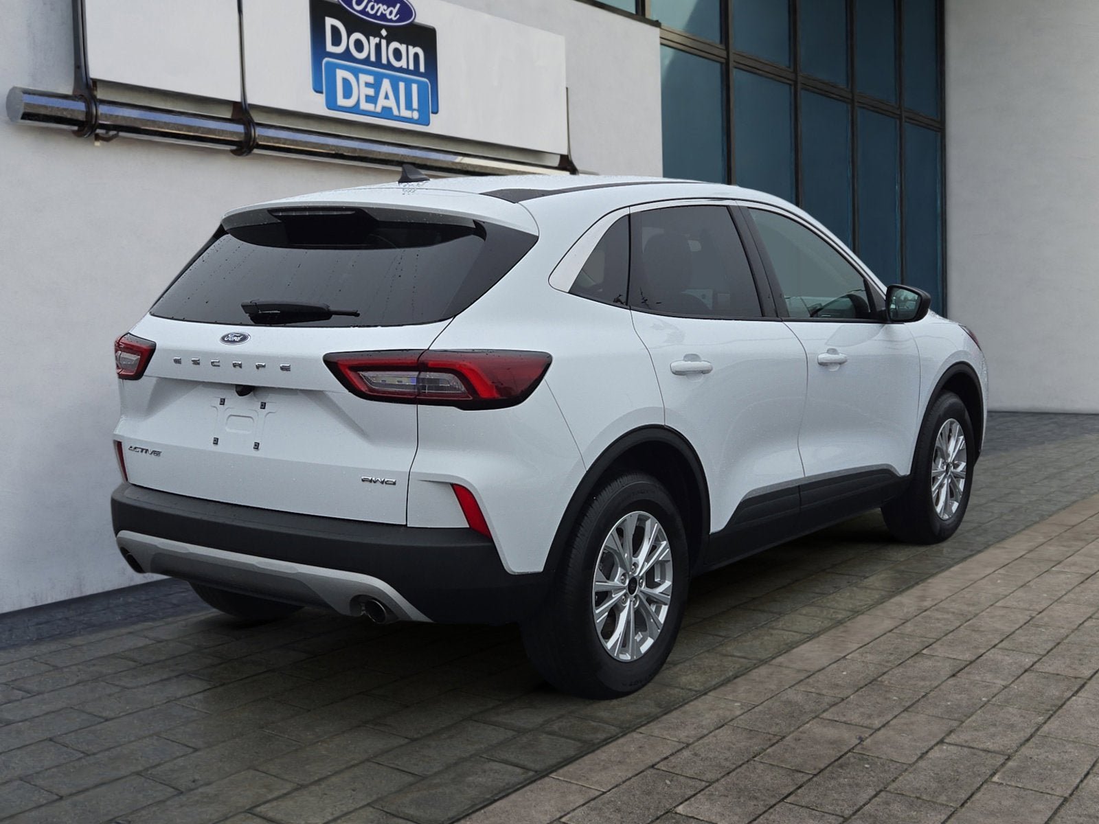 Used 2023 Ford Escape Active image 3