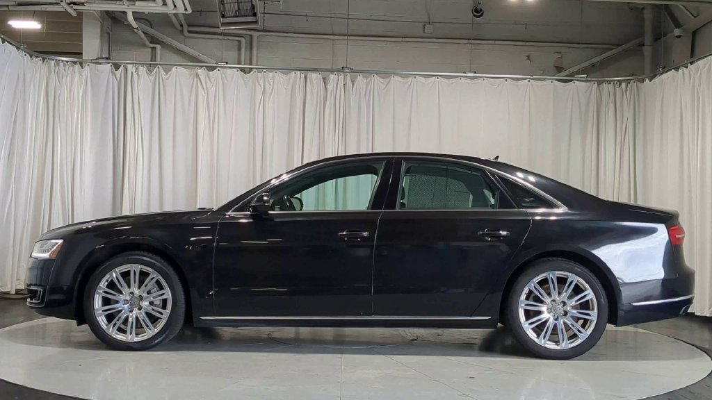 Used 2015 Audi A8 4.0T AWD/4WD image 5