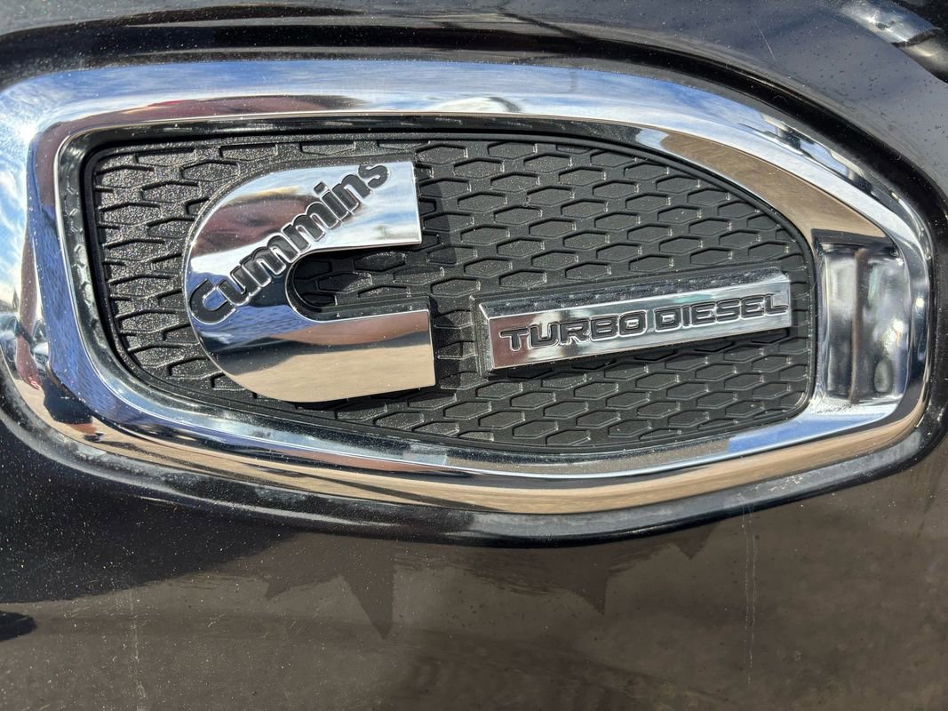 Used 2016 Nissan Titan SL image 13