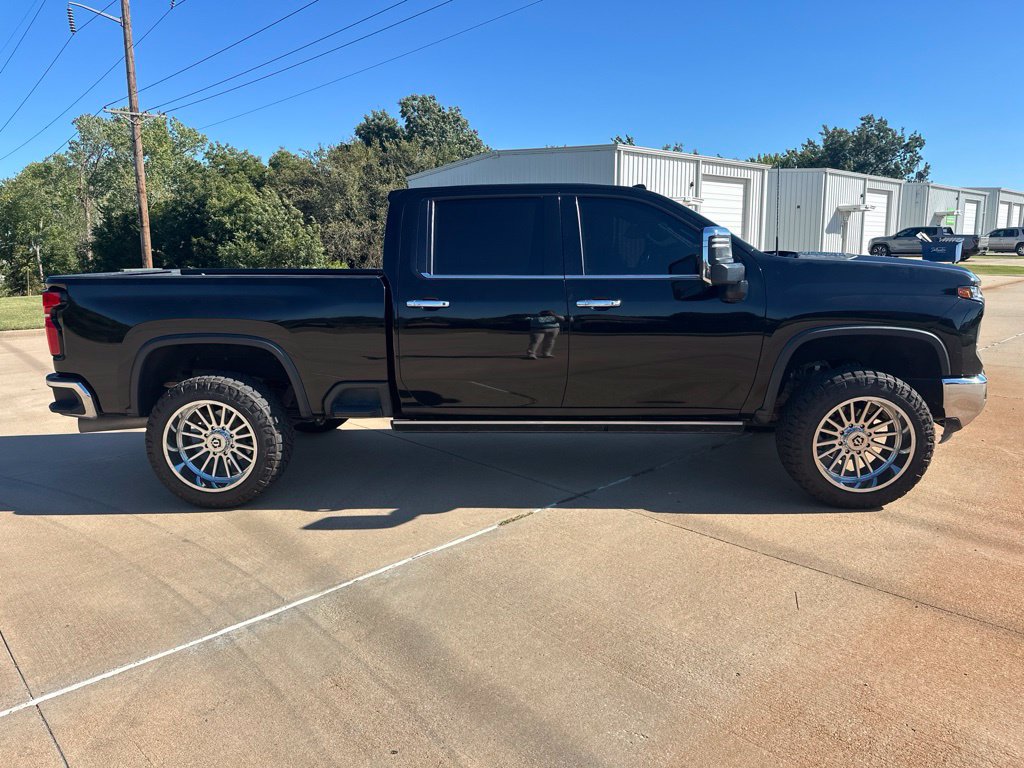Used 2024 Chevrolet Silverado 2500 LTZ w/ LTZ Premium Package AWD/4WD image 14