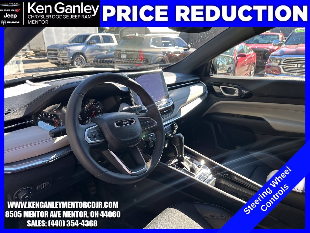 Used 2023 Jeep Compass Limited w/ Sun and Sound Group AWD/4WD image 21