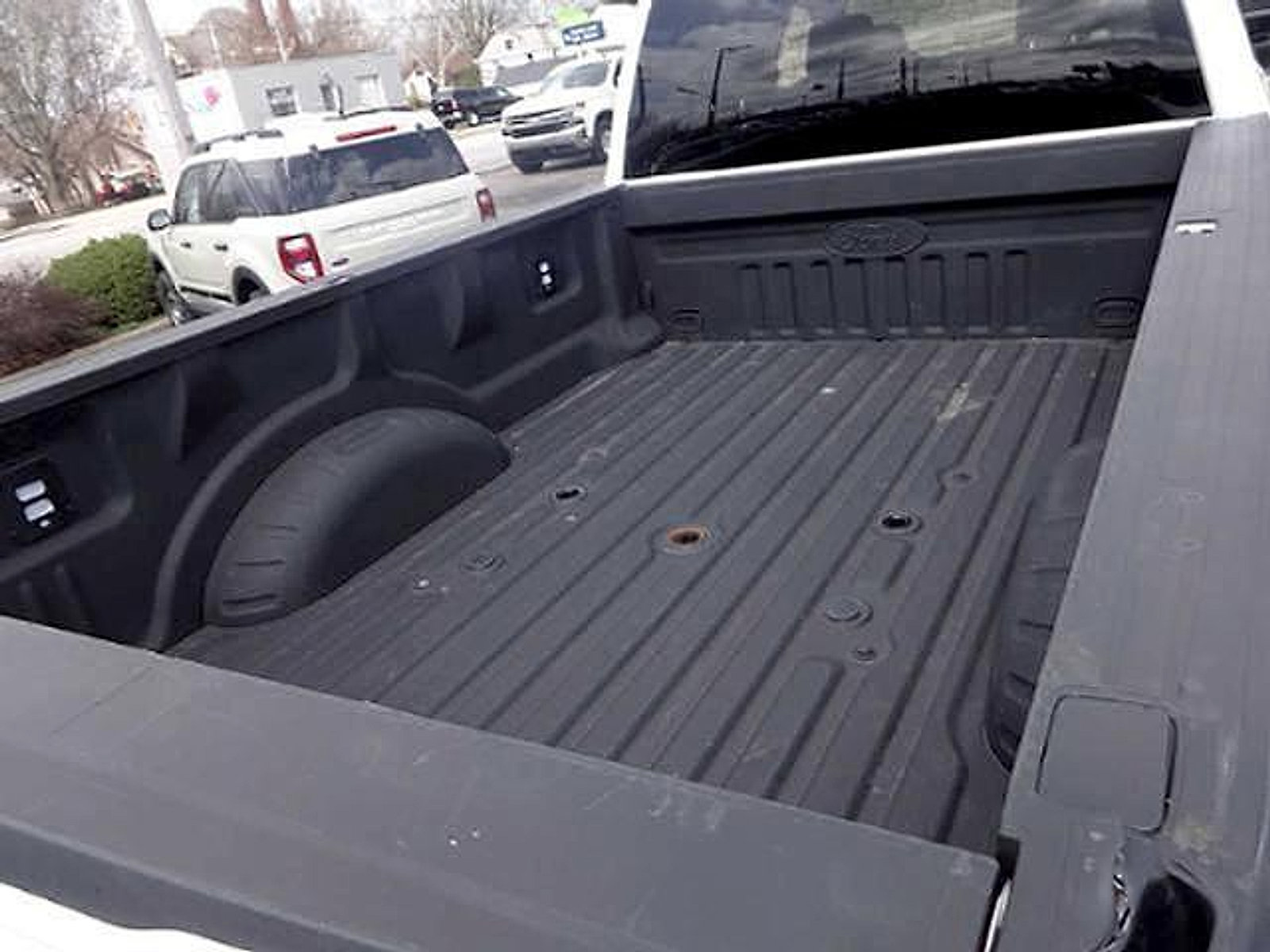 Used 2025 Ford F350 XLT image 9