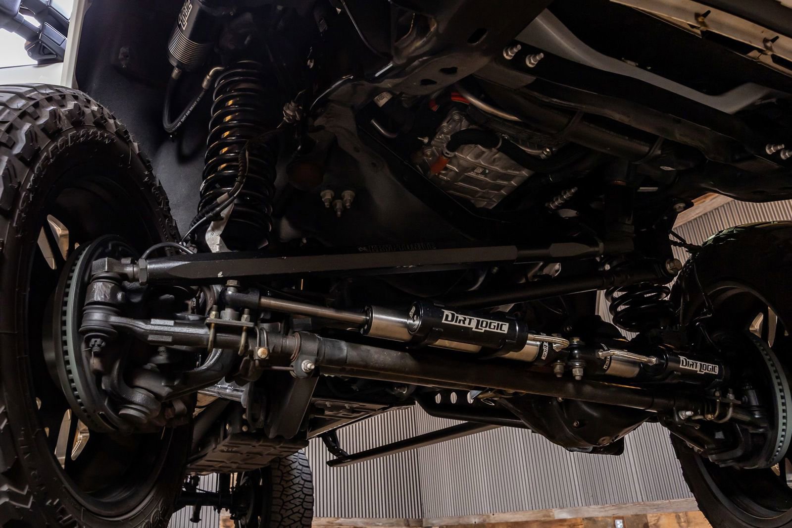 Used 2021 Ford F250 Platinum w/ FX4 Off-Road Package image 13