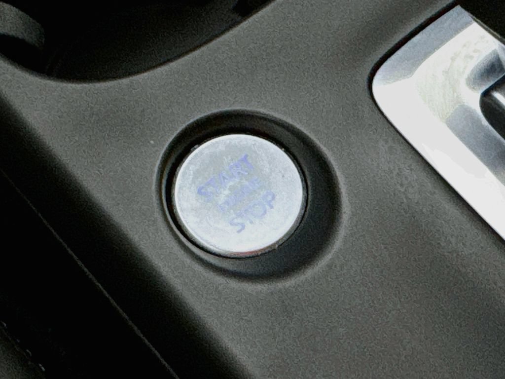 Certified 2023 INFINITI QX50 Luxe FWD image 22