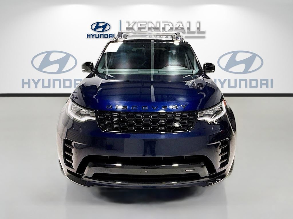 Used 2023 Land Rover Discovery HSE R-Dynamic AWD/4WD image 2