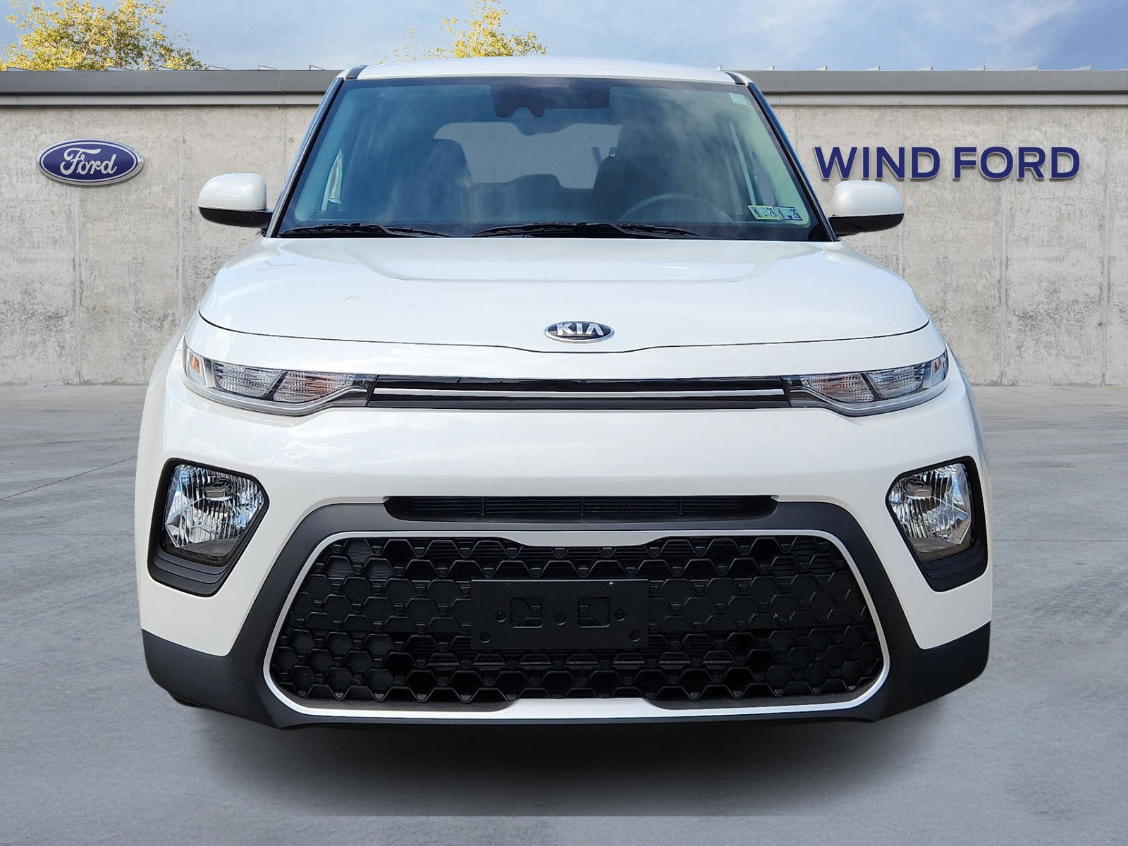 Used 2020 Kia Soul S FWD image 2