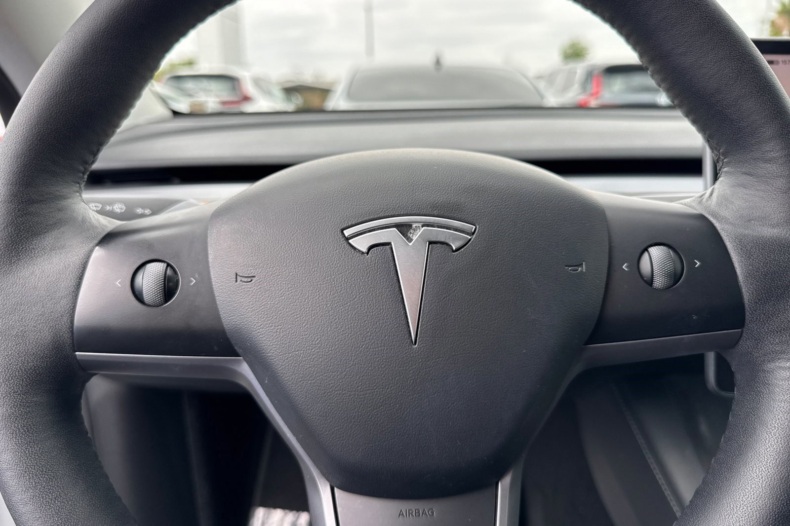 Used 2022 Tesla Model Y Performance AWD/4WD image 17