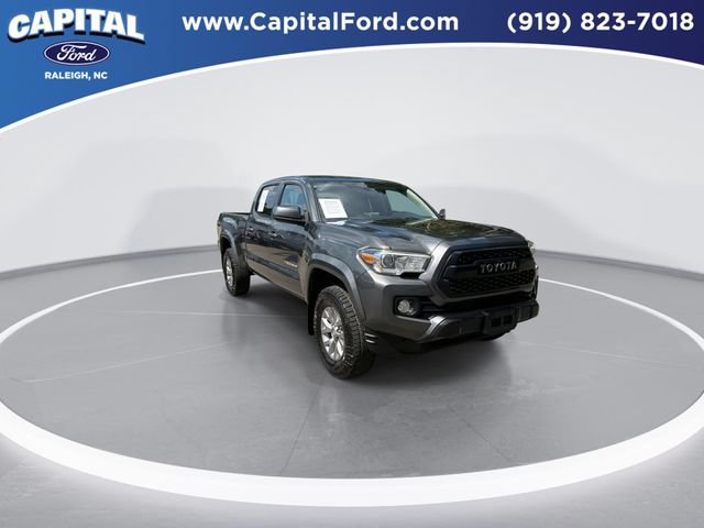 Used 2016 Toyota Tacoma SR5 w/ SR5 Appearance Package (SN) AWD/4WD image 2