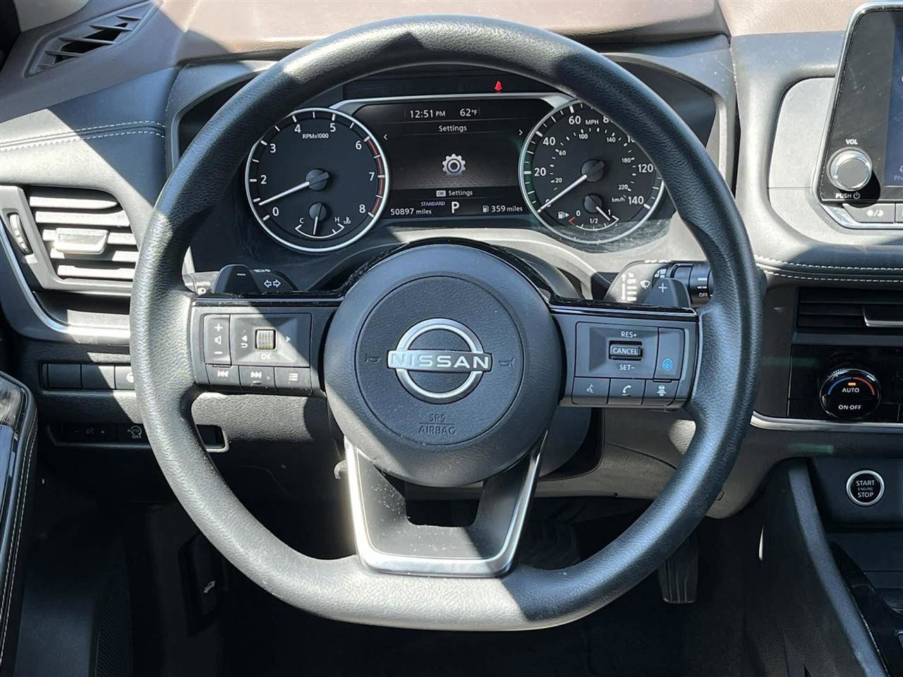 Used 2023 Nissan Rogue SV FWD image 18