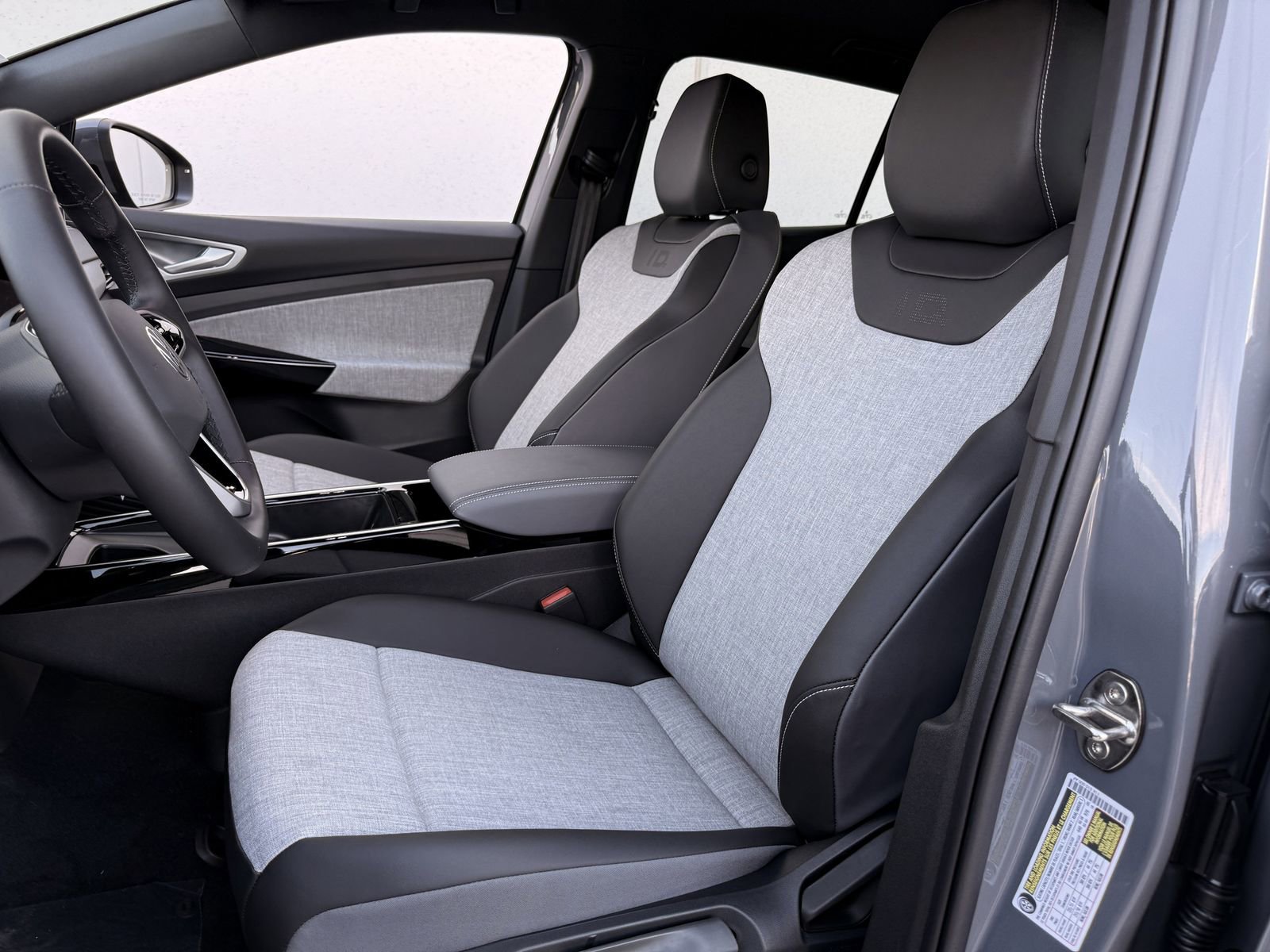 New 2026 Volkswagen ID.4 Pro image 19