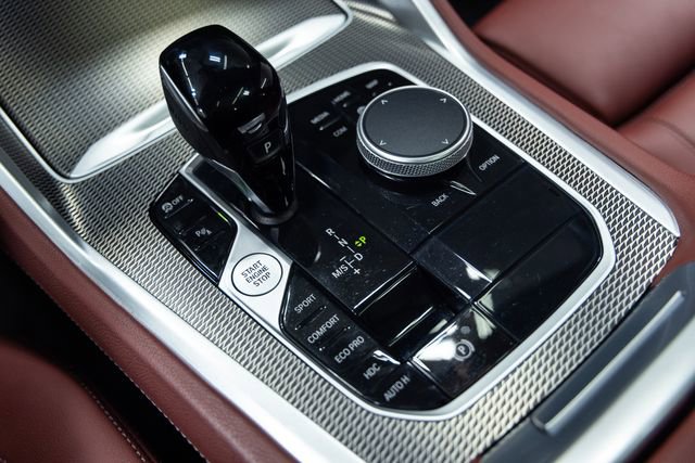 Used 2022 BMW X6 xDrive40i w/ M Sport Package image 19