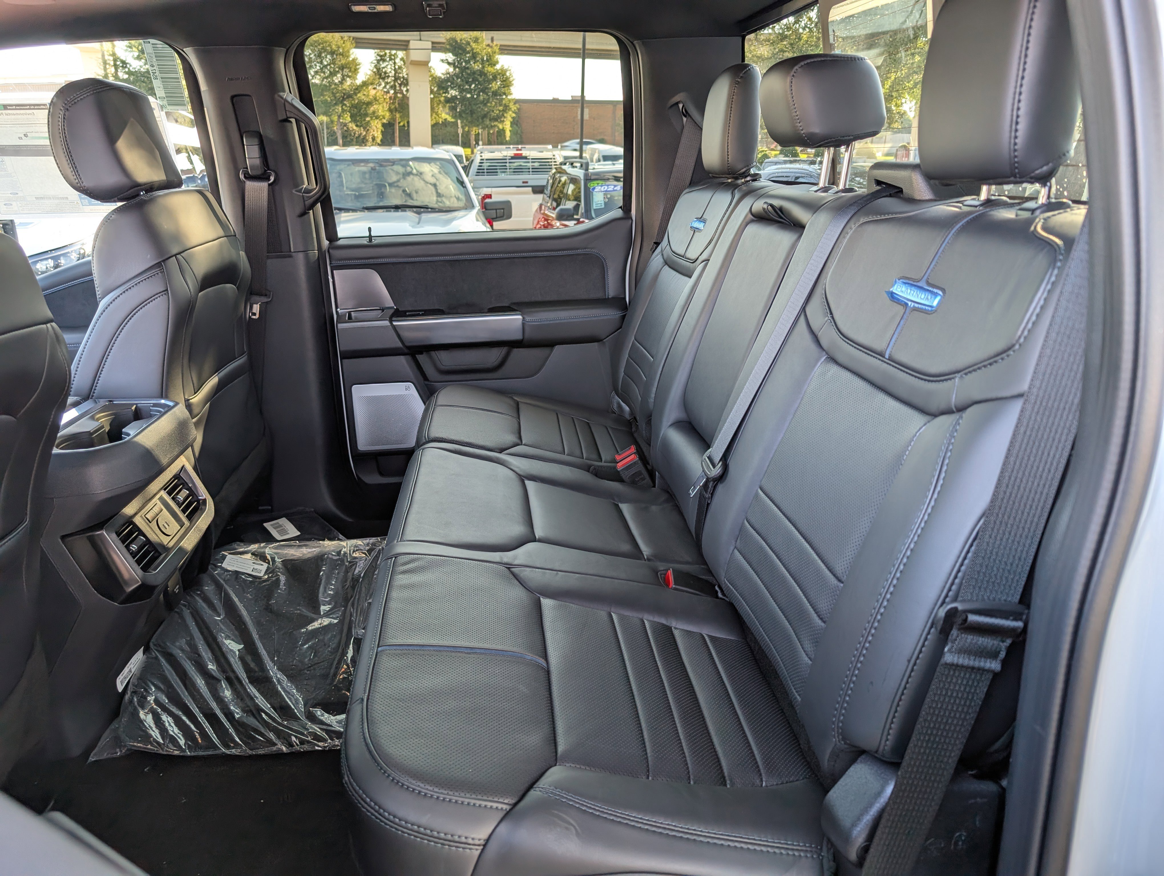 New 2026 Ford F250 Platinum image 27