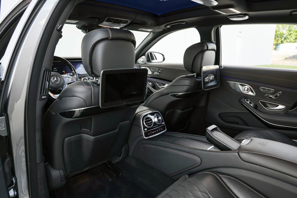 Used 2020 Mercedes-Benz Maybach S 650 image 34