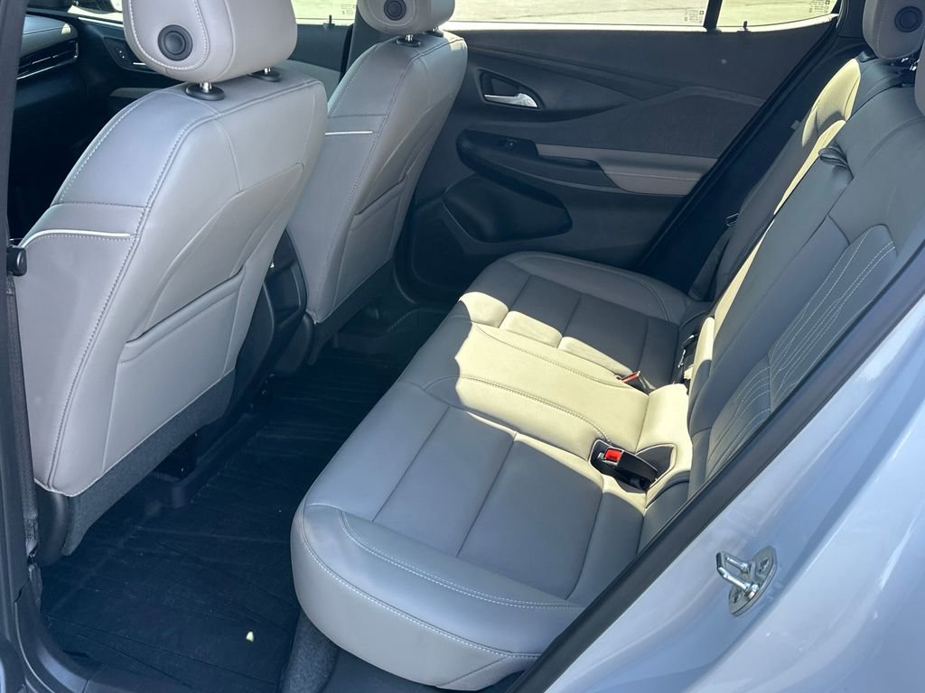 Used 2025 Buick Envista Avenir FWD image 14