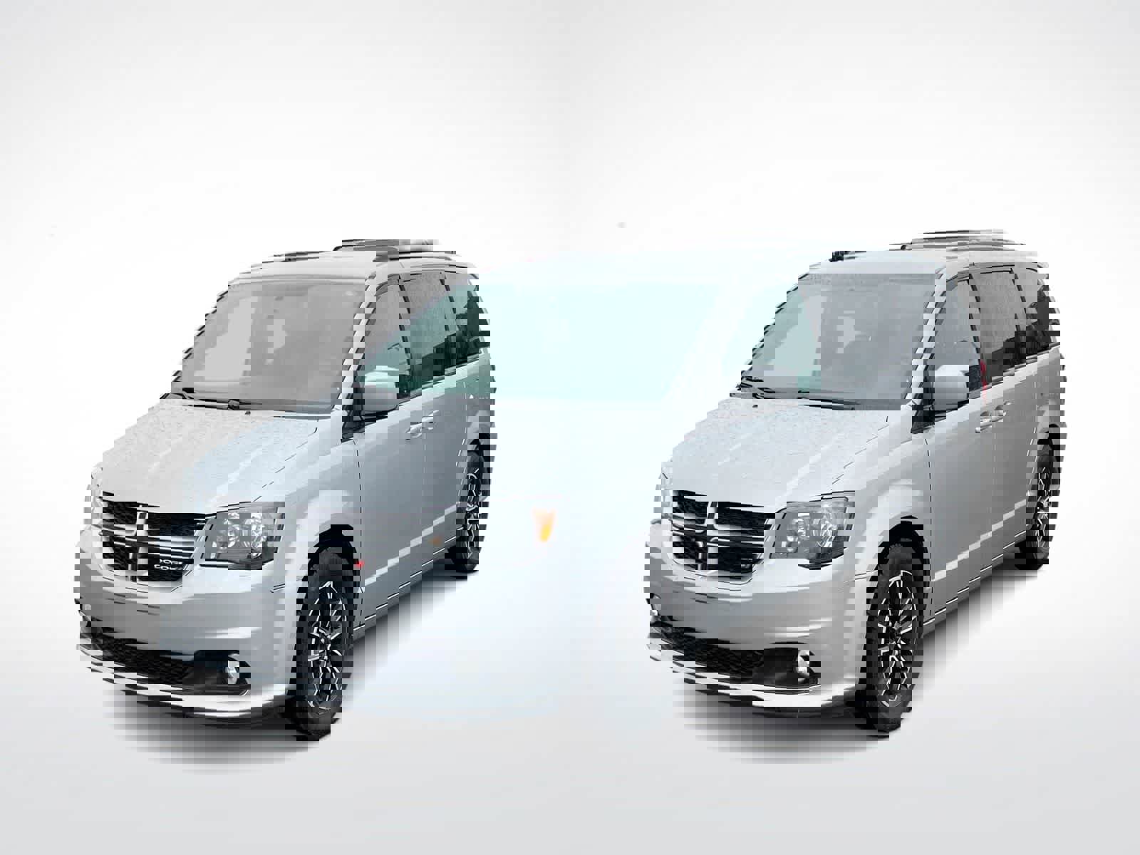 Used 2018 Dodge Grand Caravan GT image 4