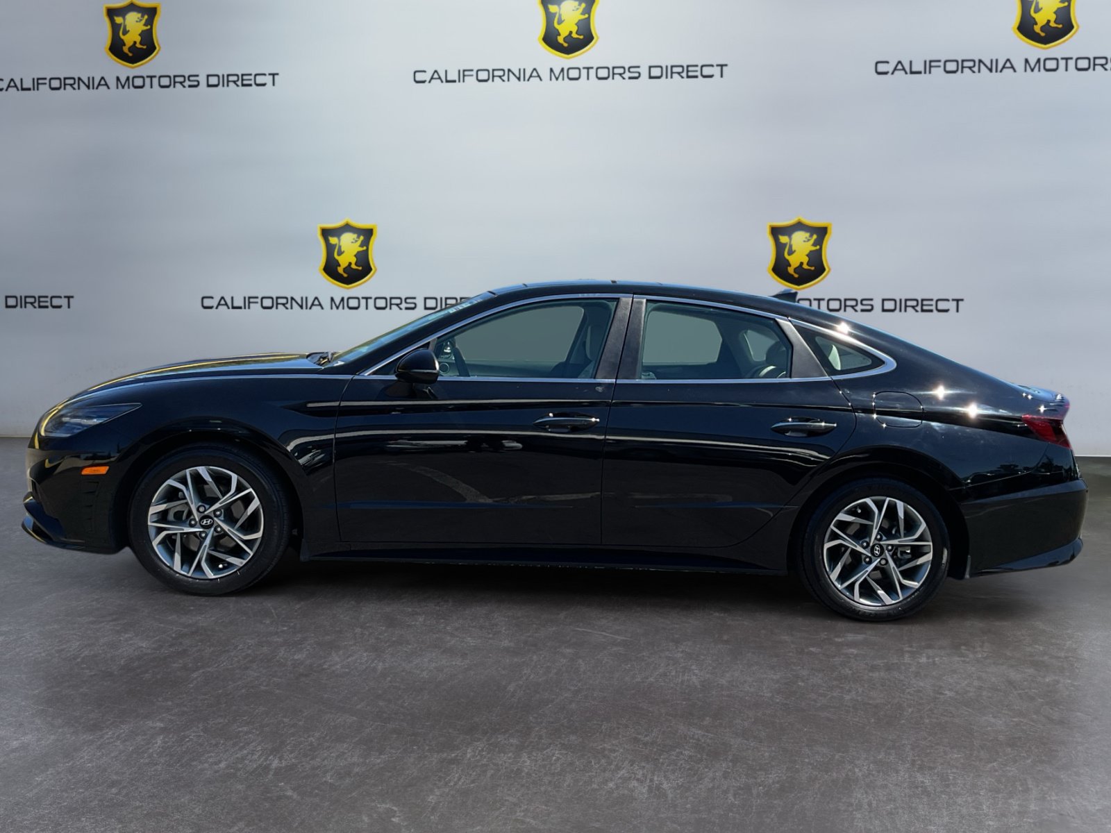 Used 2023 Hyundai Sonata SEL w/ Convenience Package FWD image 8