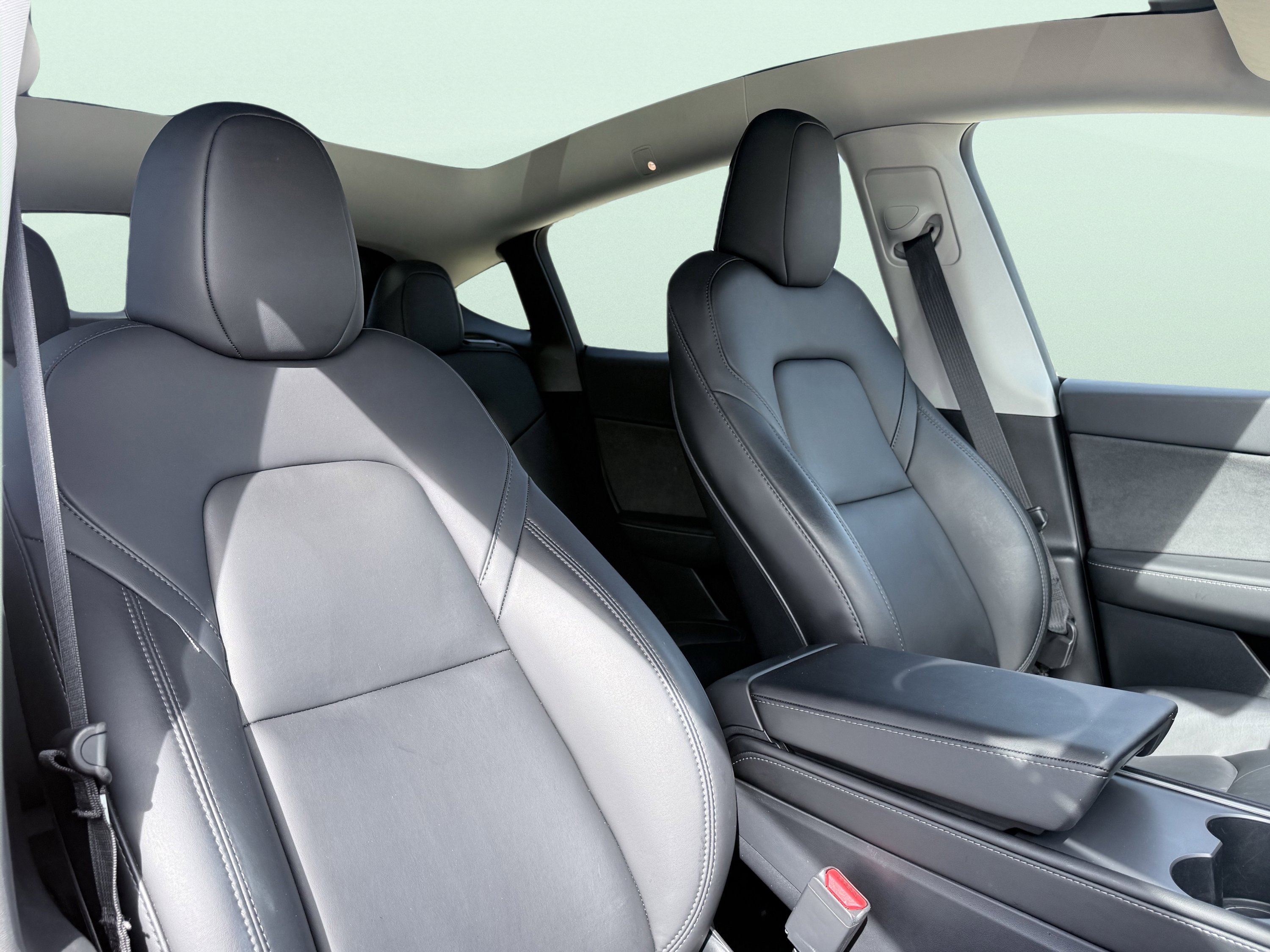 Used 2023 Tesla Model Y Performance image 46