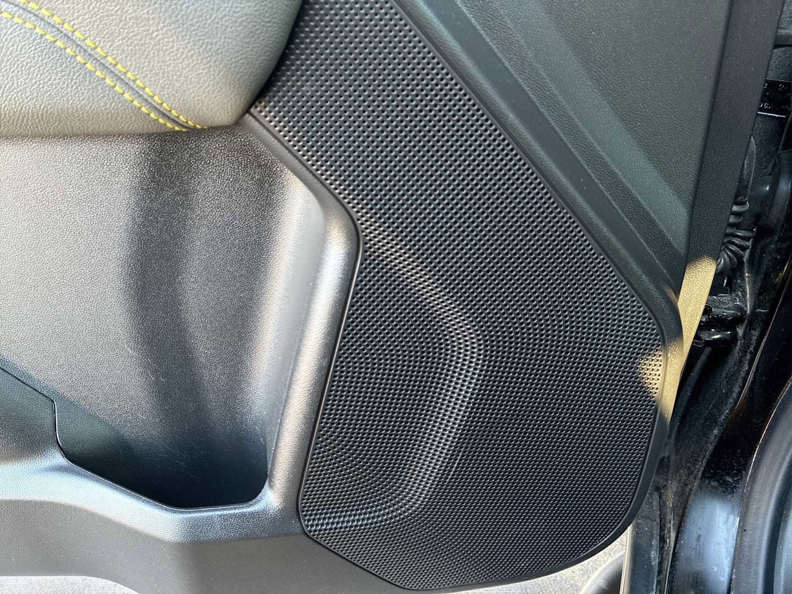 Certified 2025 Chevrolet Colorado ZR2 w/ Midnight Edition image 25