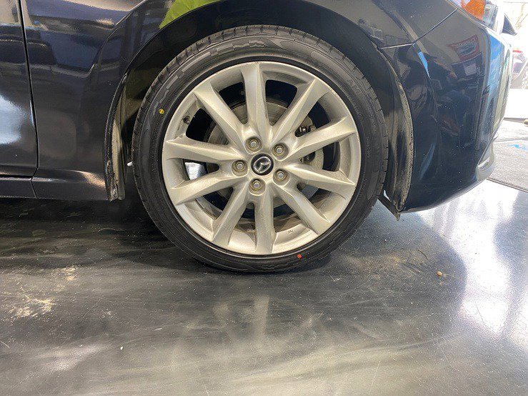 Used 2017 MAZDA MAZDA3 Touring image 8