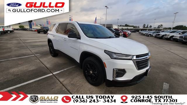 Used 2023 Chevrolet Traverse LS FWD image 2