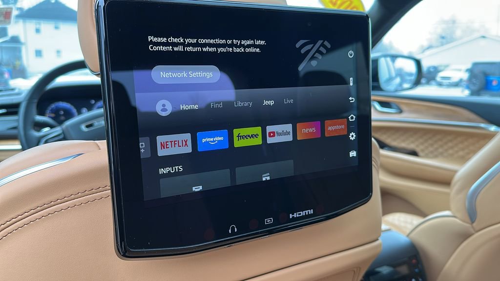 Used 2024 Jeep Grand Cherokee L Summit image 30