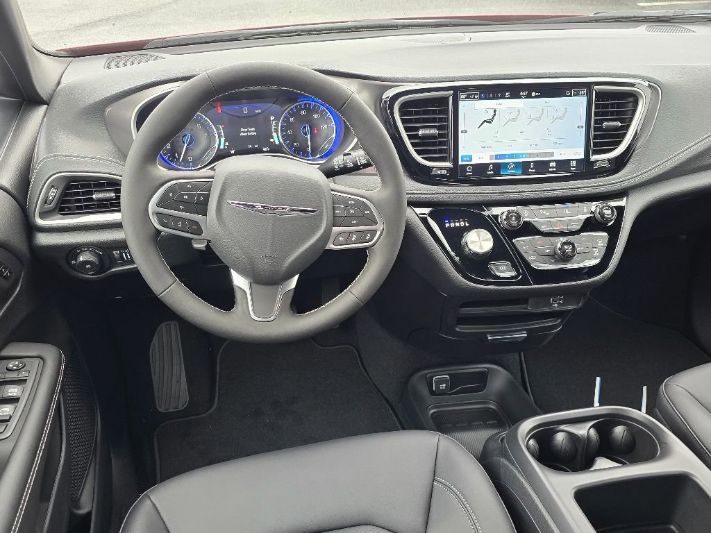 New 2026 Chrysler Pacifica Select FWD image 5
