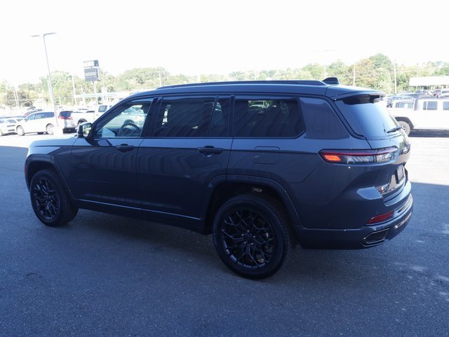 New 2025 Jeep Grand Cherokee L Summit image 13