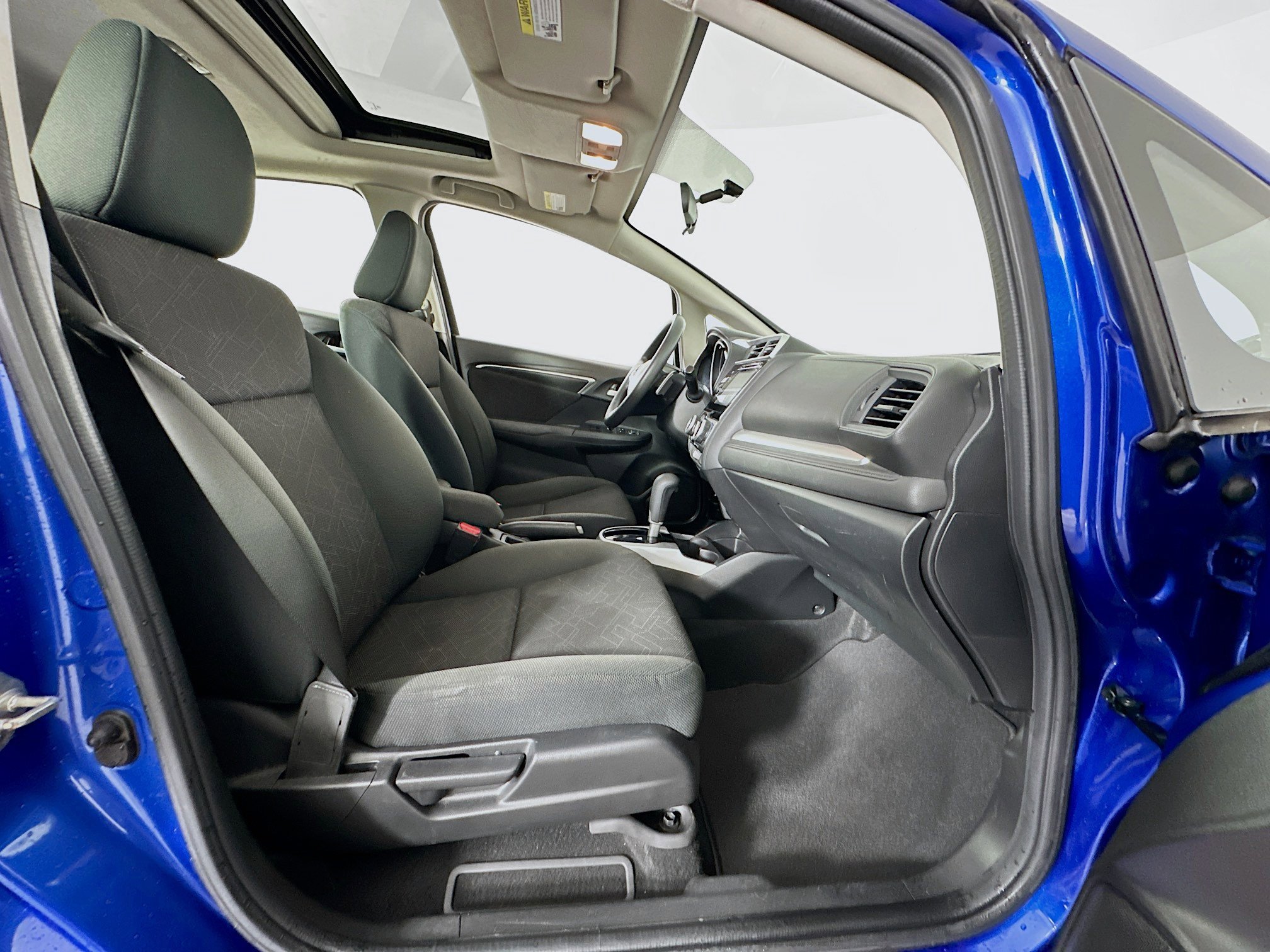 Used 2017 Honda Fit EX image 30