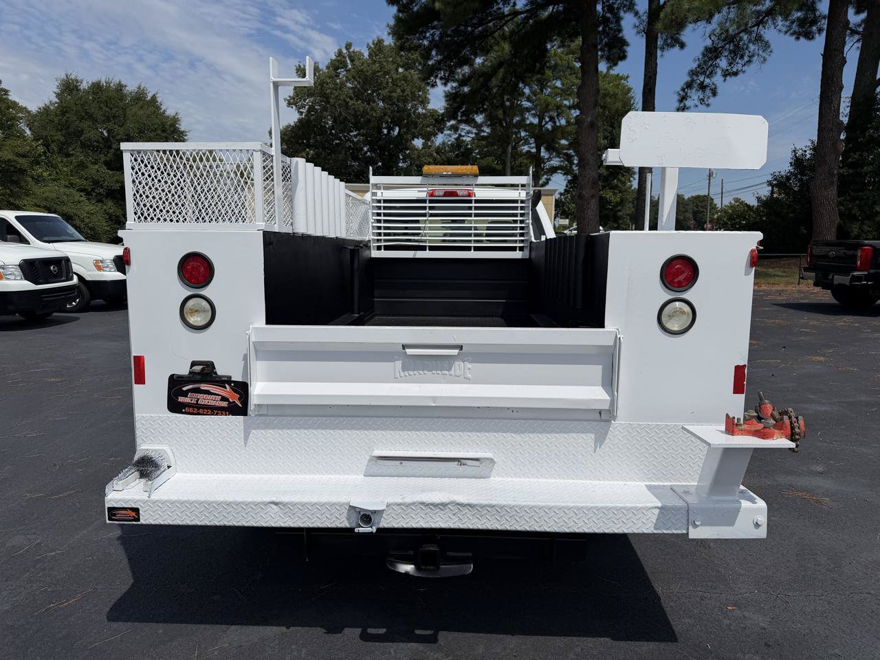 Used 2016 GMC Sierra 3500 2WD Crew Cab w/ Sierra Convenience Package image 3