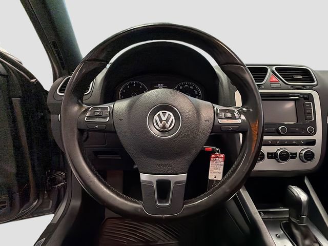 Used 2014 Volkswagen Eos Komfort FWD image 10