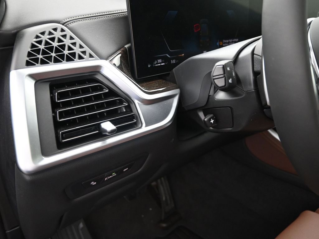 New 2026 BMW X5 xDrive50e AWD/4WD image 16